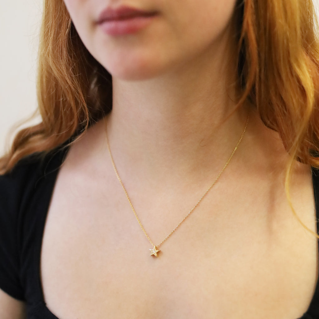 Pendant yellow online gold